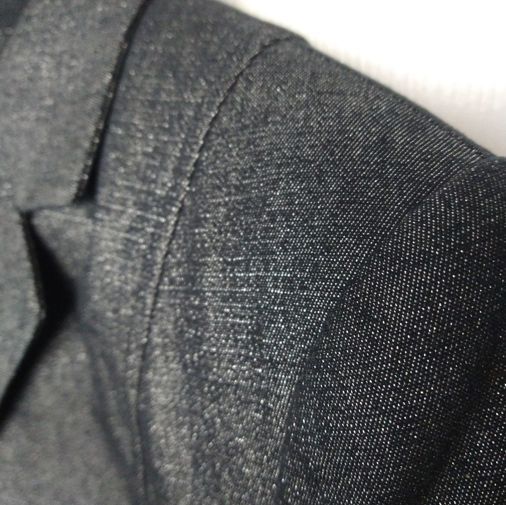 Spiegel black silver sparkle metallic threads fitted formal jacket. Size 8 - Picture 11 of 14